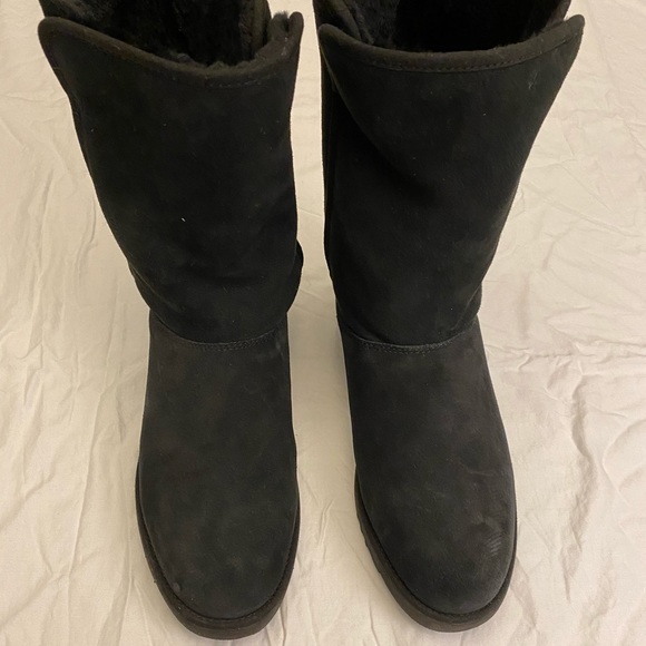 UGG Shoes - UGG Classic Short II Boot